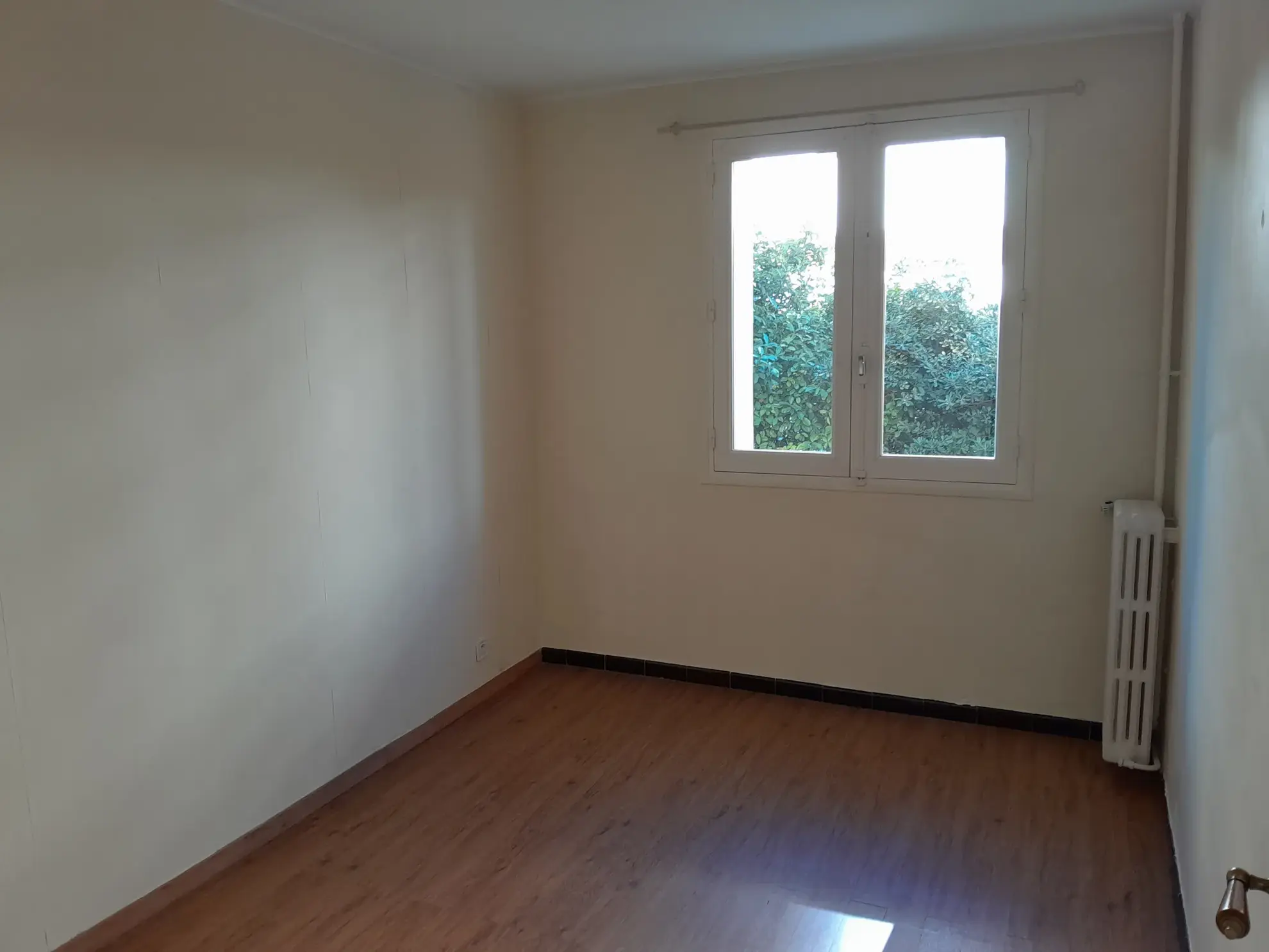 Toulon Brunet - Appartement T2 de 45 m² avec loggia et cave à vendre 