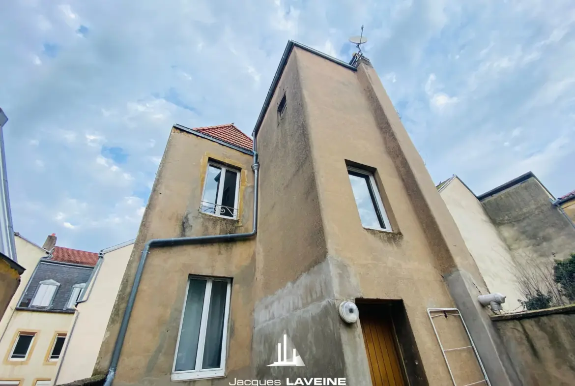 Vente Appartement 2 pièces en Duplex à Metz Hypercentre 