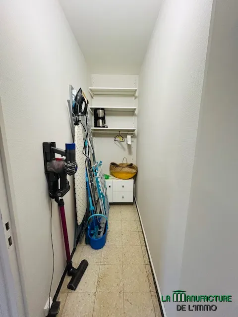 Appartement F2 rénové avec cave et séchoir à Montplaisir, Saint-Étienne 