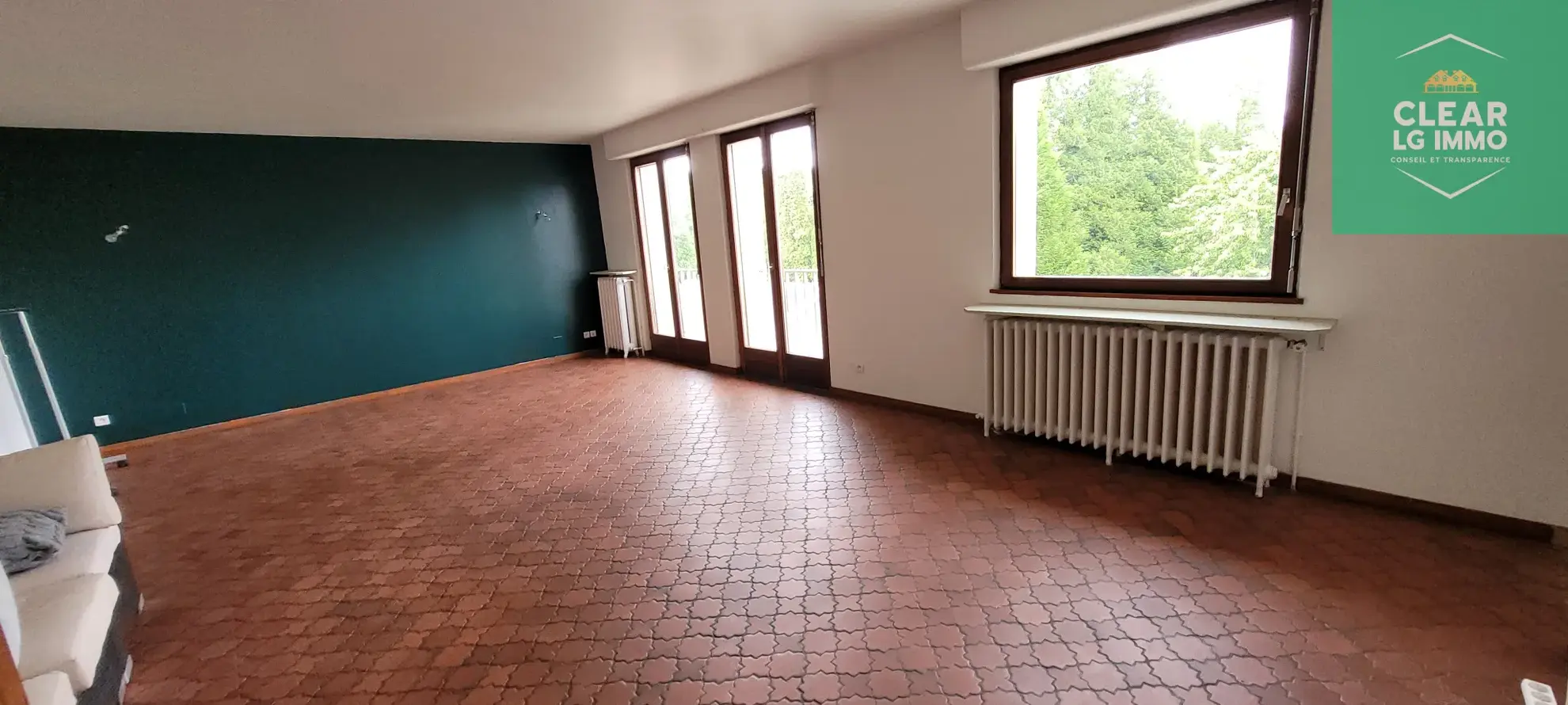 Bel appartement F5 de 116 m² à Audun Le Roman avec terrasse 