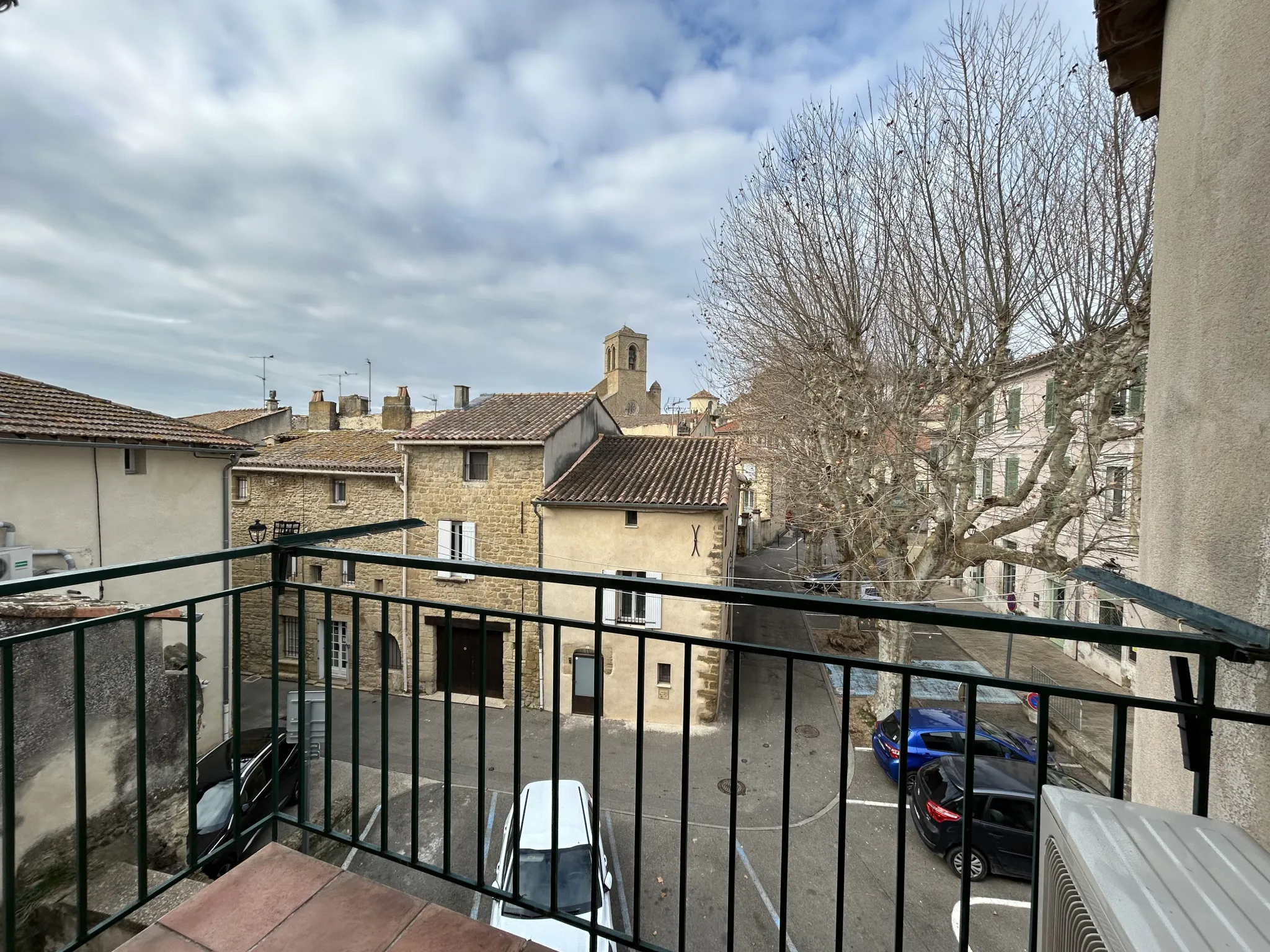 À vendre : Appartement de type 2 à Courthézon avec balcon 