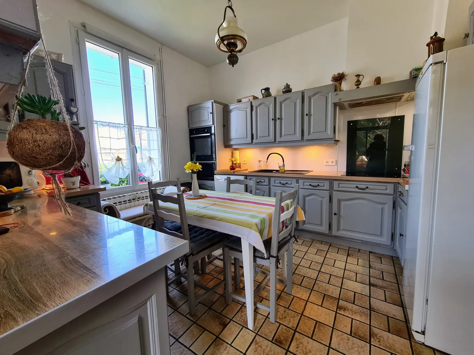 À vendre : Maison individuelle de 160 m2 à NEVERS avec jardin et garage 