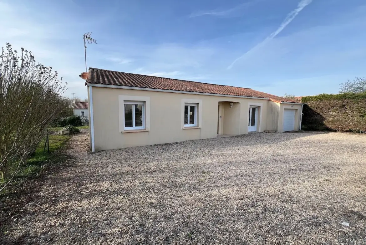 À vendre : Maison de plain-pied à Saint Aubin la Plaine 