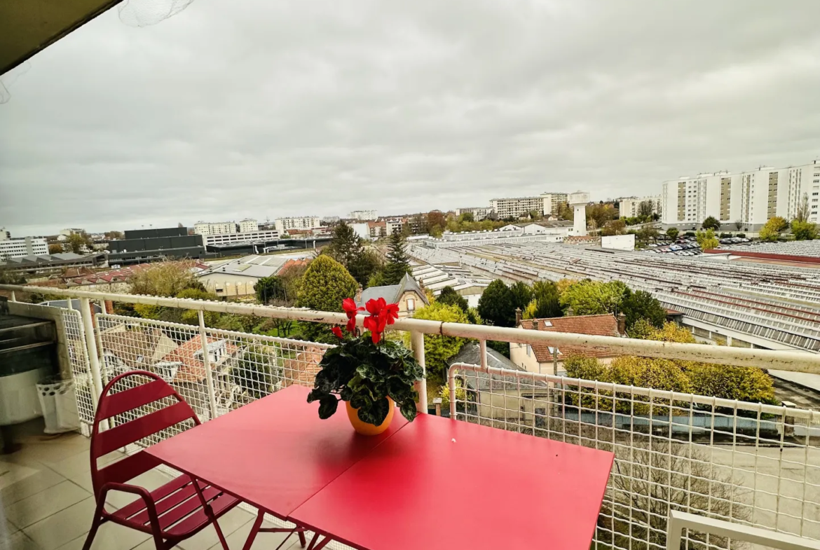 Vente Appartement Type 4 avec Balcon et Garage - Troyes 