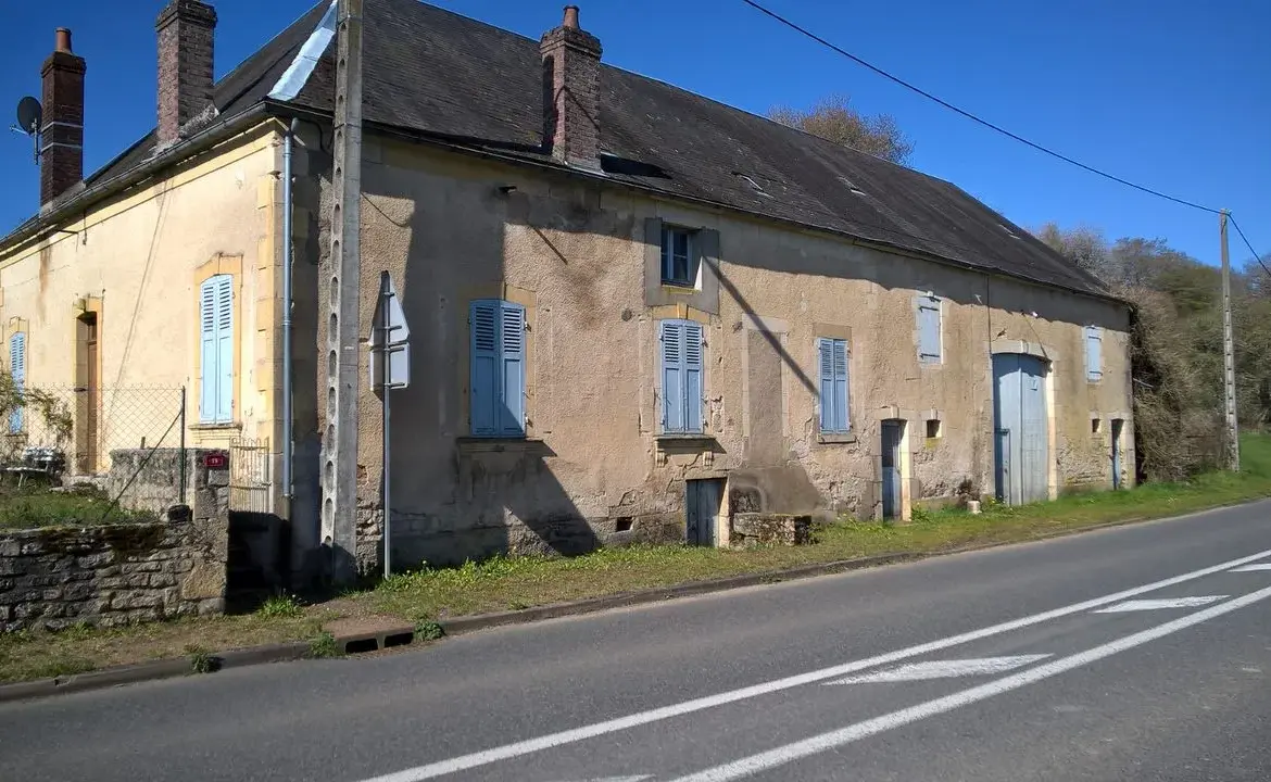 Maison avec potentiel à 5 minutes de Prémery 