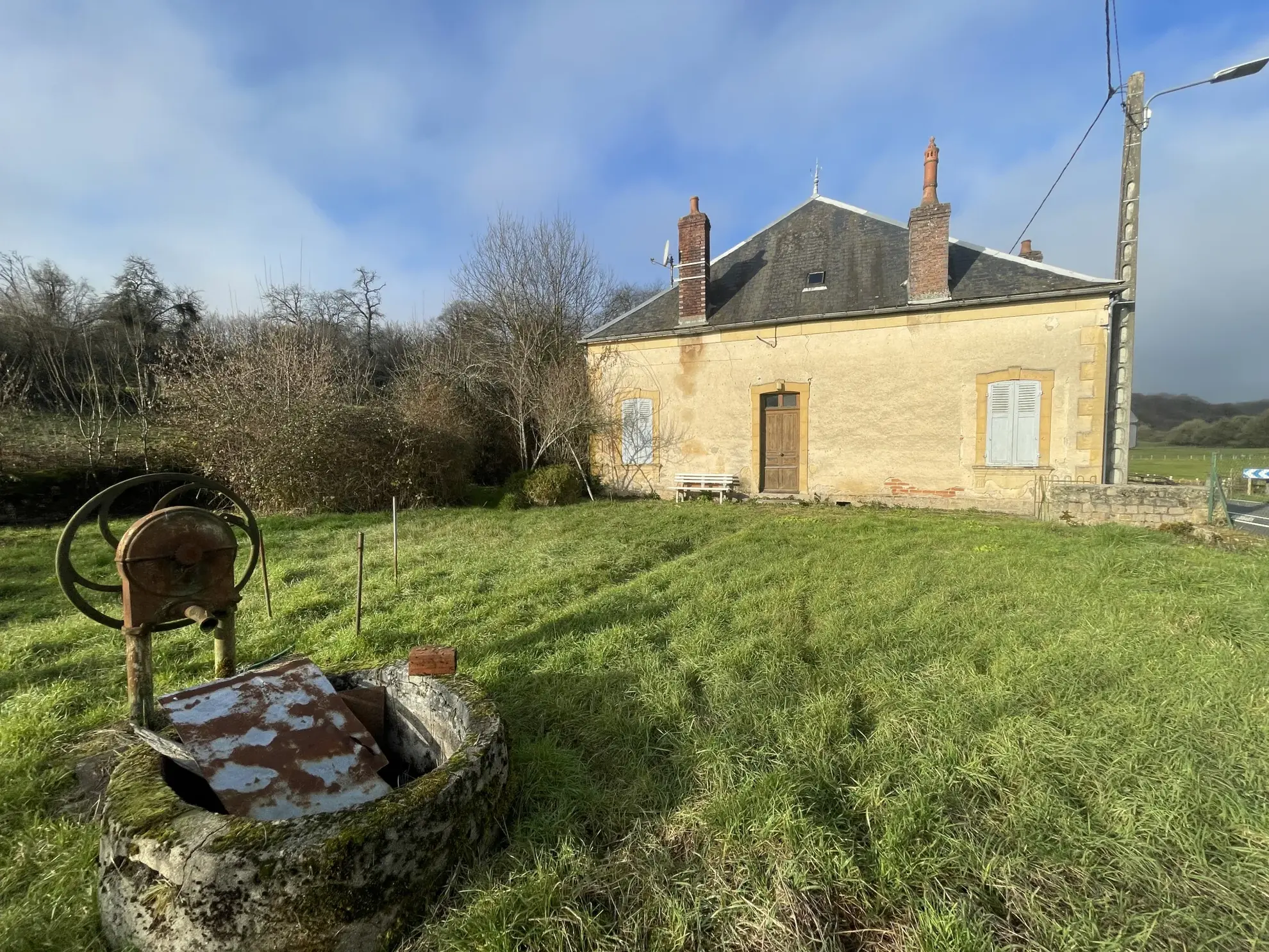 Maison avec potentiel à 5 minutes de Prémery 