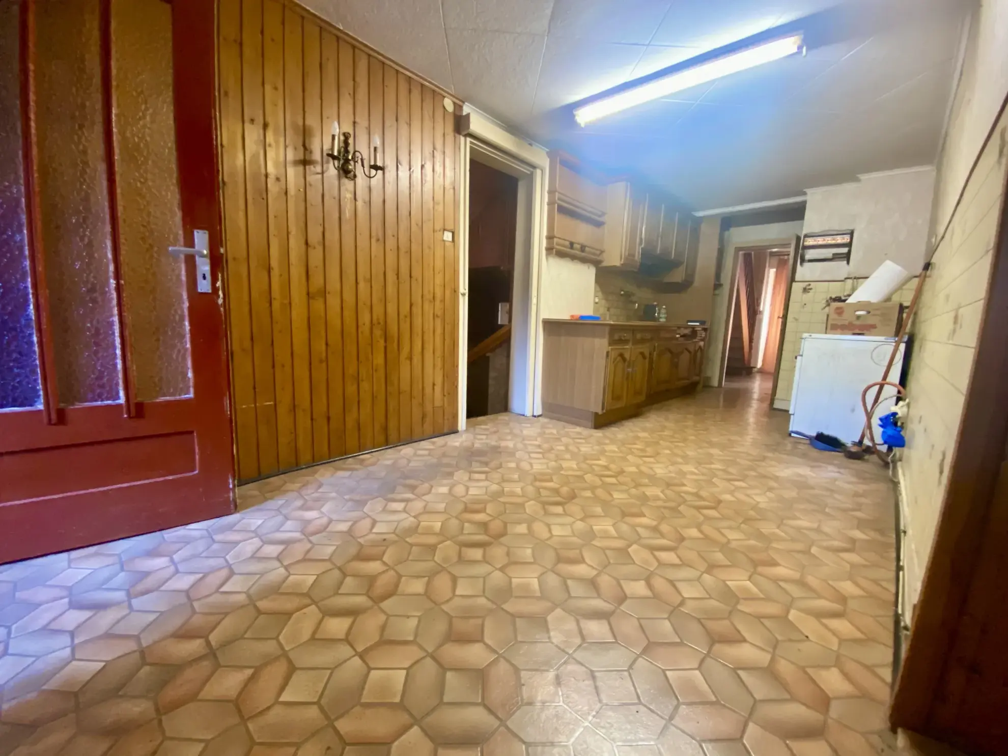 Maison à rénover à Lohr, 4 pièces, 115 m2 avec garage 