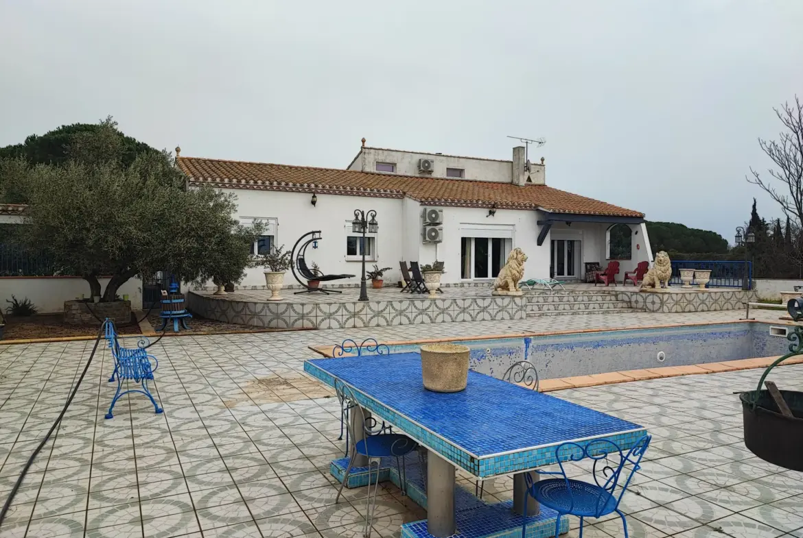 Villa familiale avec piscine à Azille - Minervois 