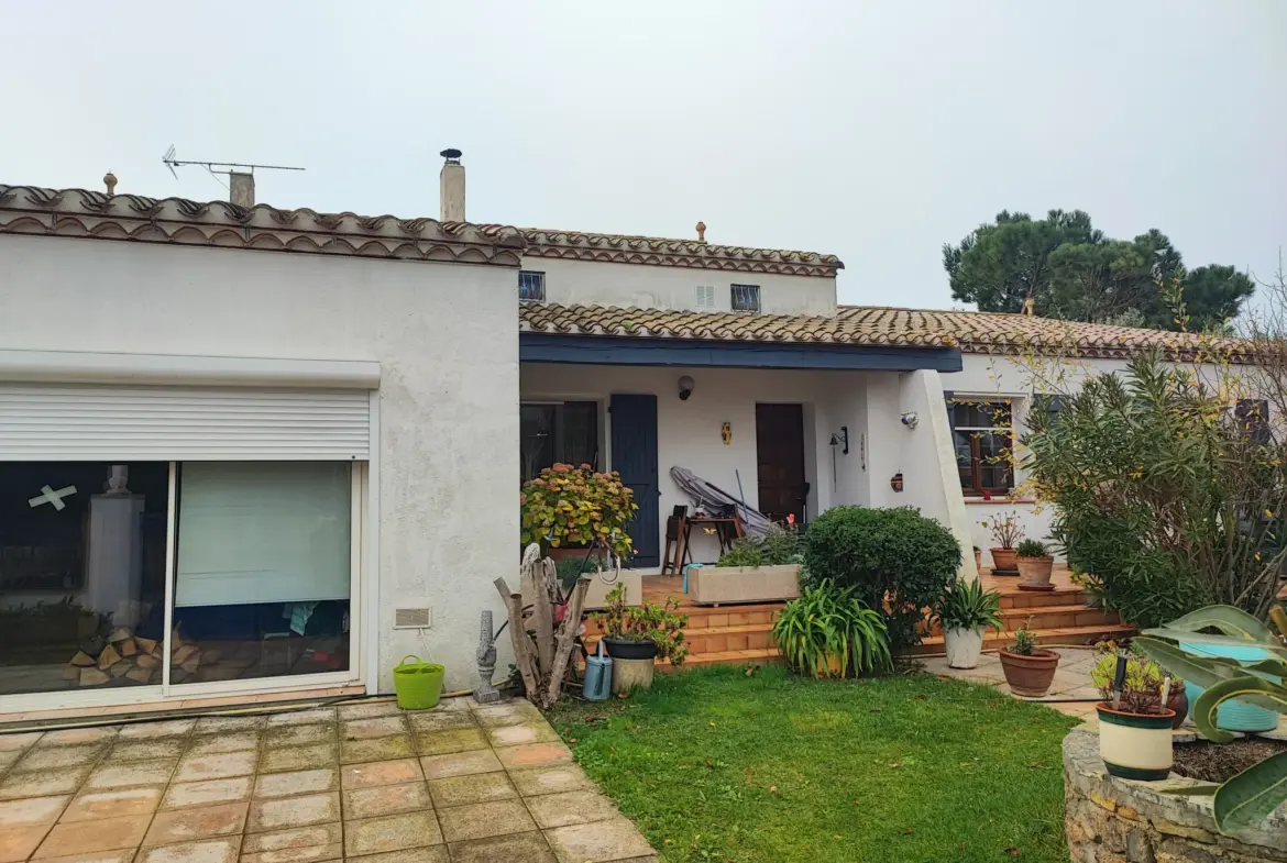 Villa familiale avec piscine à Azille - Minervois 