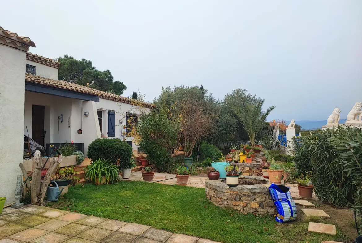 Villa familiale avec piscine à Azille - Minervois 