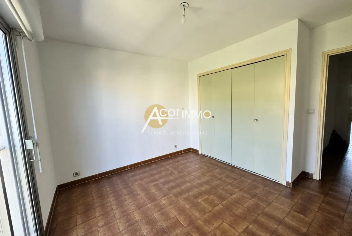 Appartement T2 avec loggia à Sanary sur Mer 