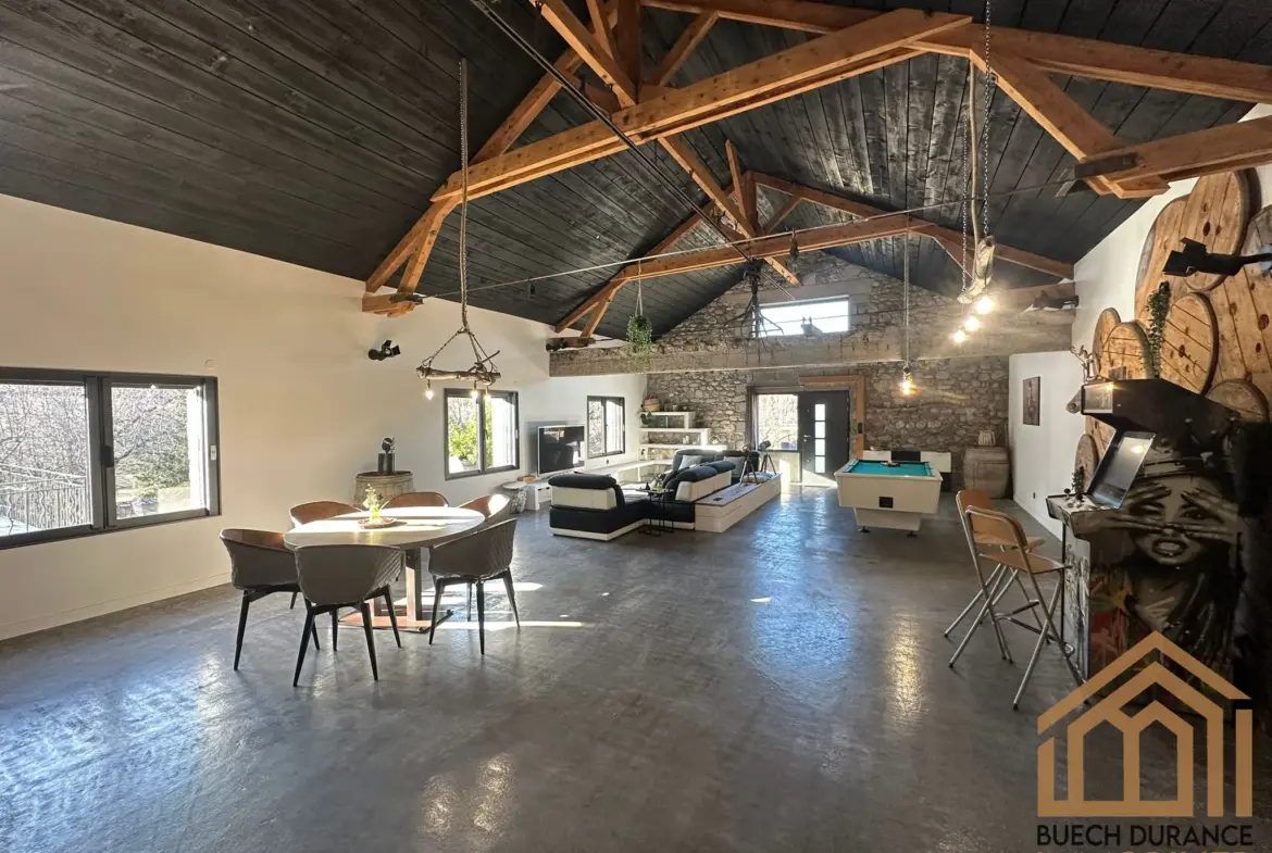 Loft d'exception à vendre à Laragne-Montéglin 