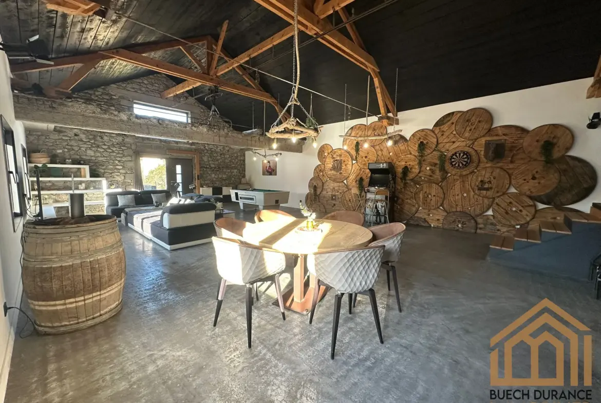 Loft d'exception à vendre à Laragne-Montéglin 