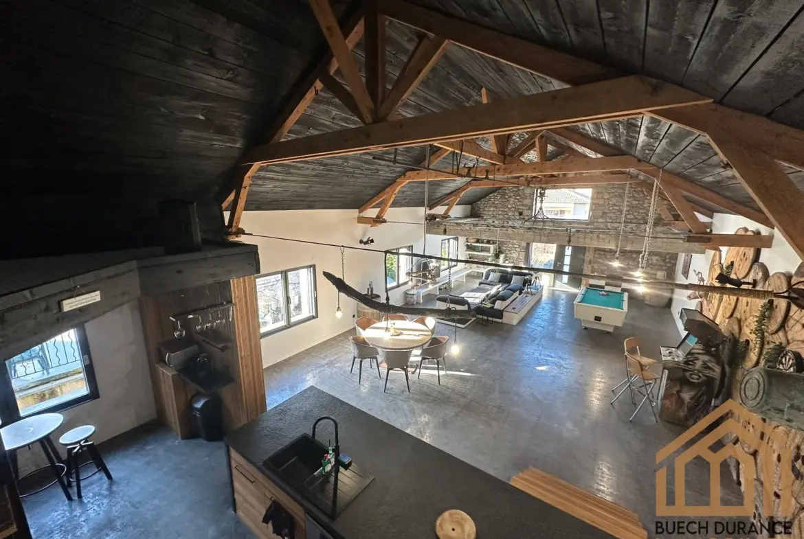 Loft d'exception à vendre à Laragne-Montéglin 