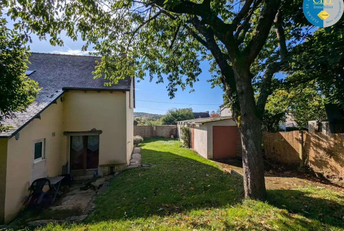 Maisons en pierres à Tréhoreteuc près de Brocéliande 