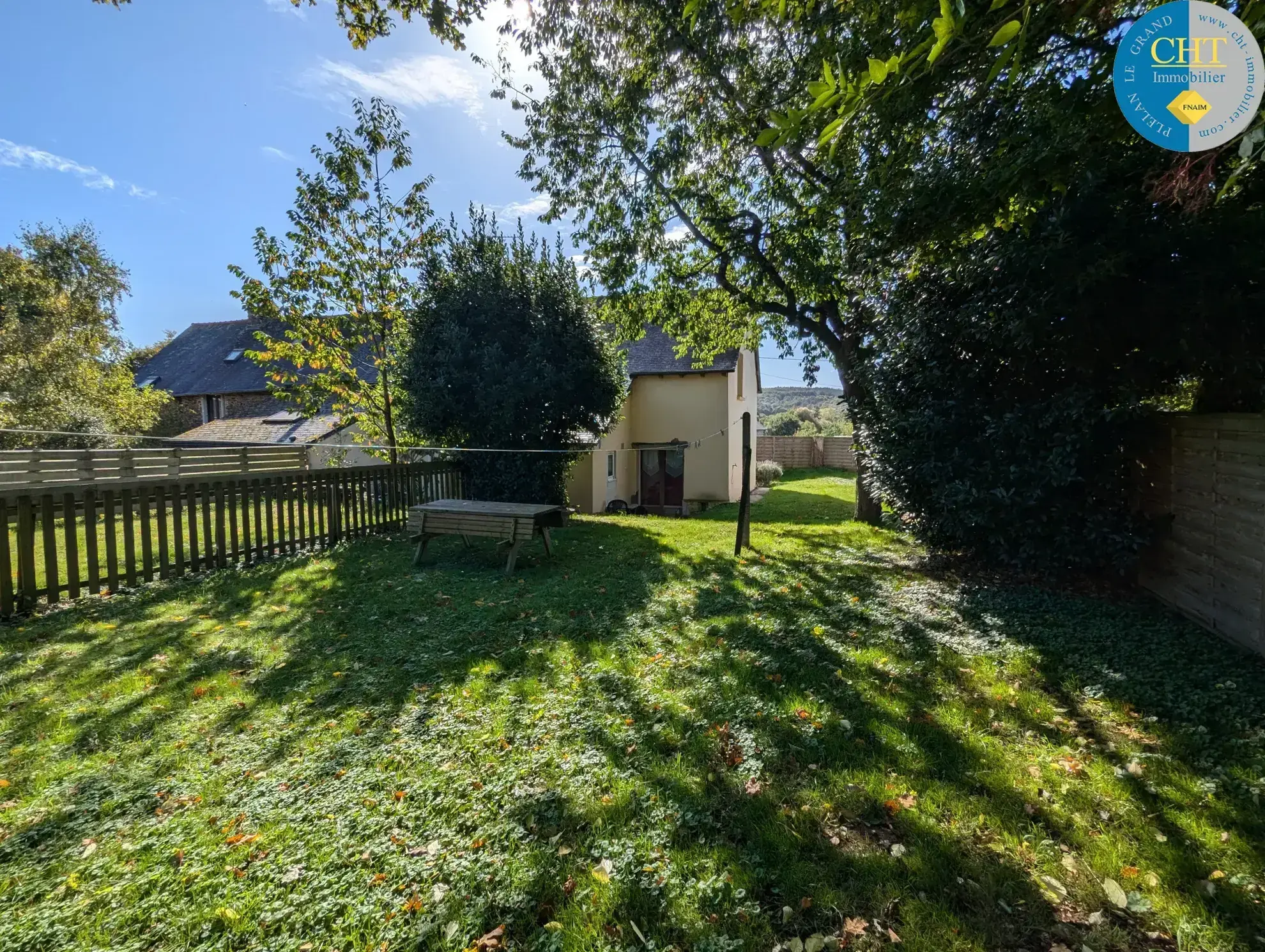 Maisons en pierres à Tréhoreteuc près de Brocéliande 