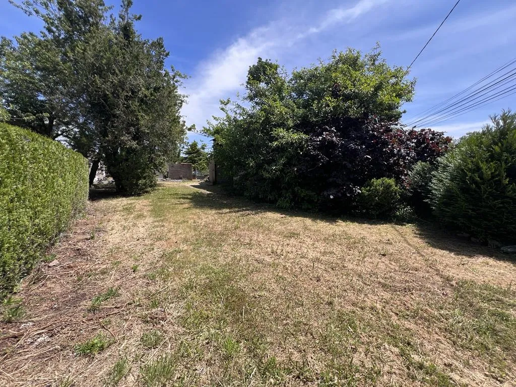 Terrain constructible à vendre à Gorges - 625 m² 