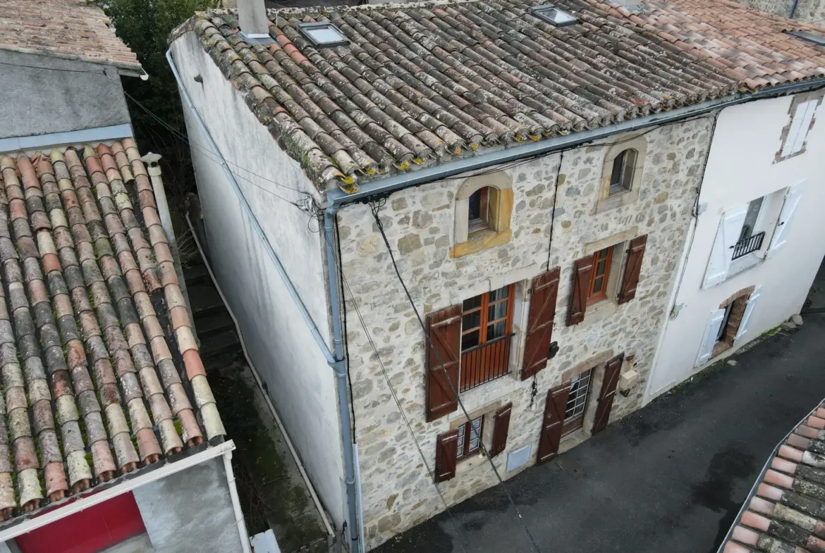 Maison de village en pierre à Luc sur Aude - Rénovée avec goût 