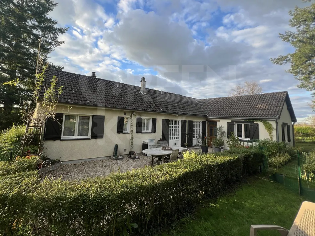 Maison à vendre à Ouagne - 100 m² avec terrain de 2955 m²