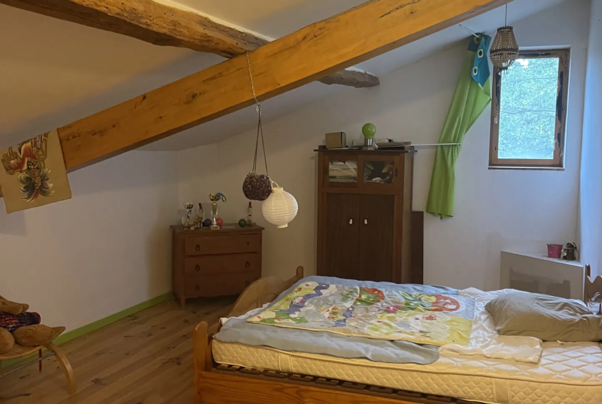 Ferme à fort potentiel à Cazac - 182 000 € 