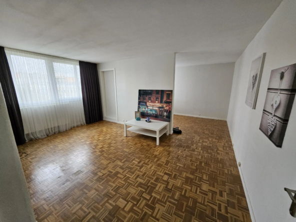 À vendre : Appartement T4 avec balcon à Trappes