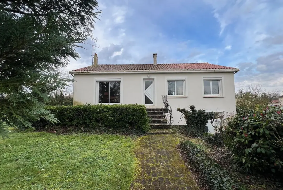 Maison familiale à Thiré de 118 m² avec garage et jardin 