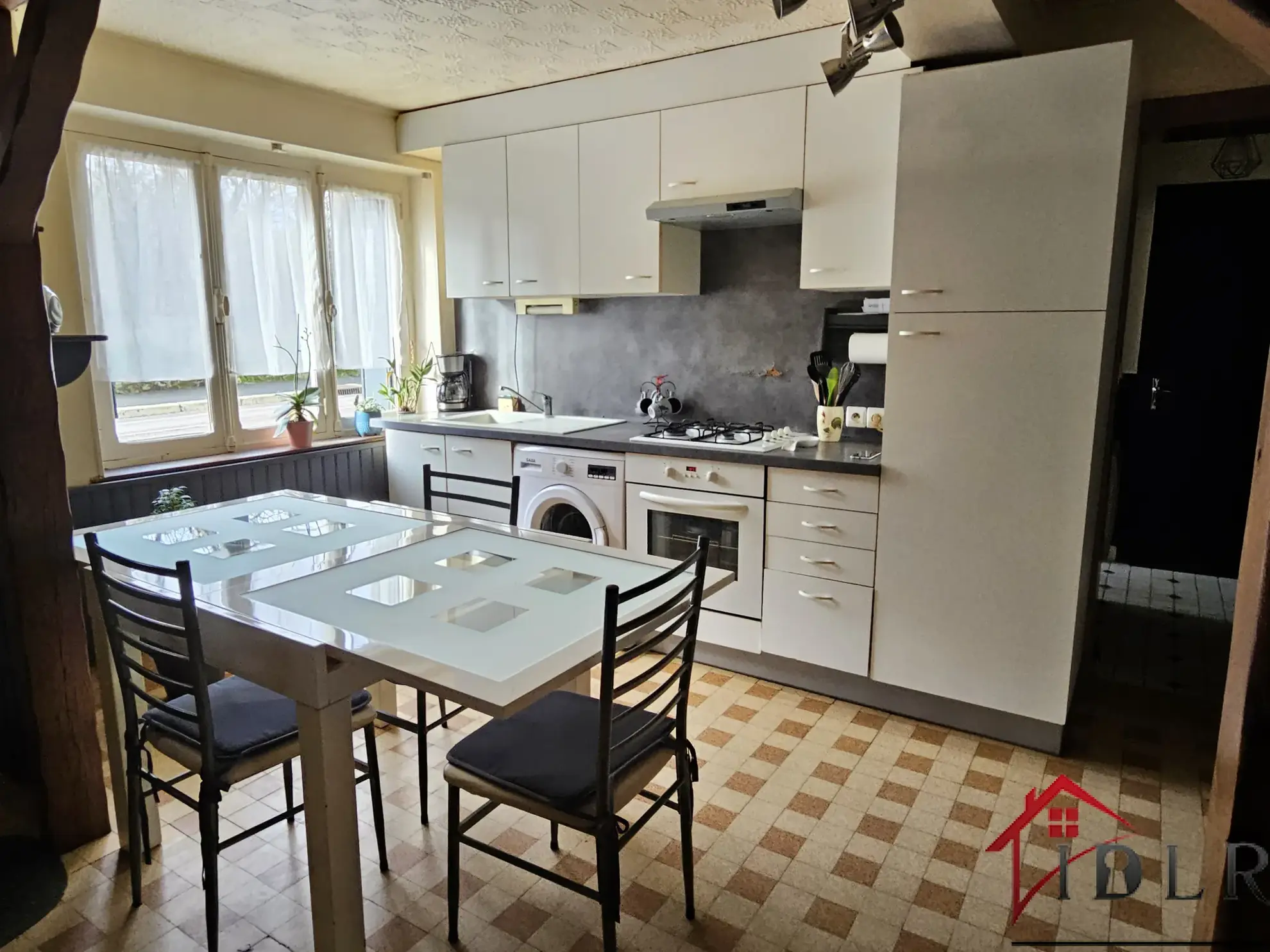 Maison en Pierre à Vendre à Baudonvilliers - 137 m² 