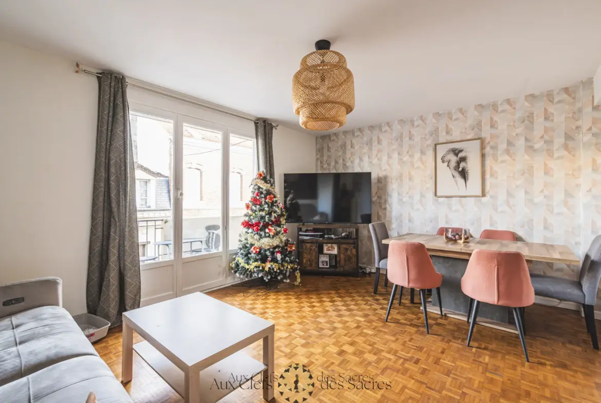 Appartement T4 à vendre à Reims Clairmarais avec balcon et garage 