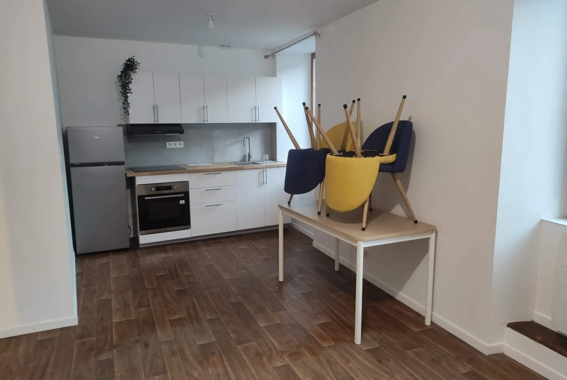 Immeuble mixte à vendre à Baud - Investissement rentable 