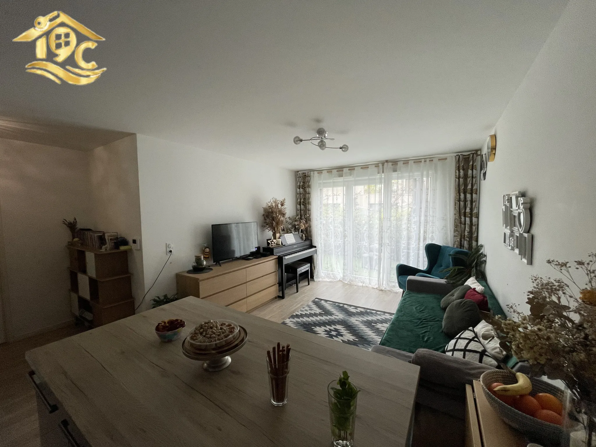 Appartement T3 rez-de-jardin avec terrasse privative à Carrieres sous Poissy 