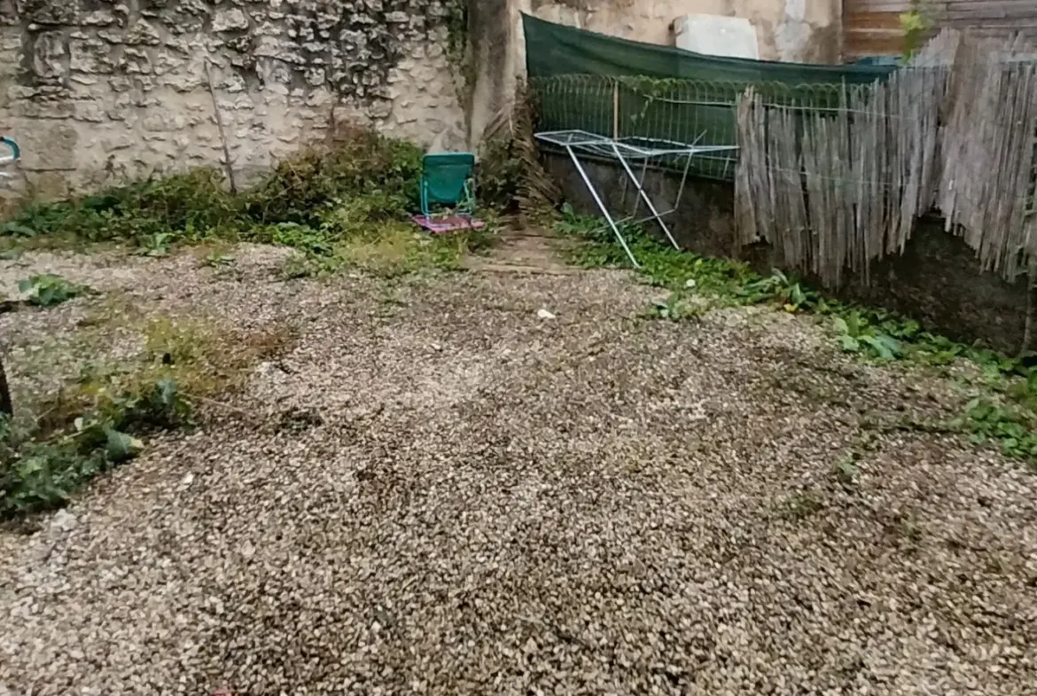 Studio lumineux de 20m² à vendre à Périgueux 