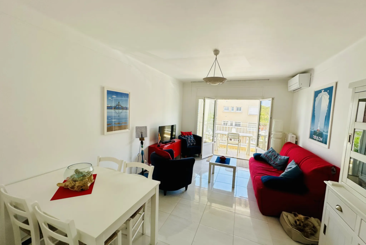 Appartement lumineux T3 avec balcon et parking à La Seyne sur Mer 