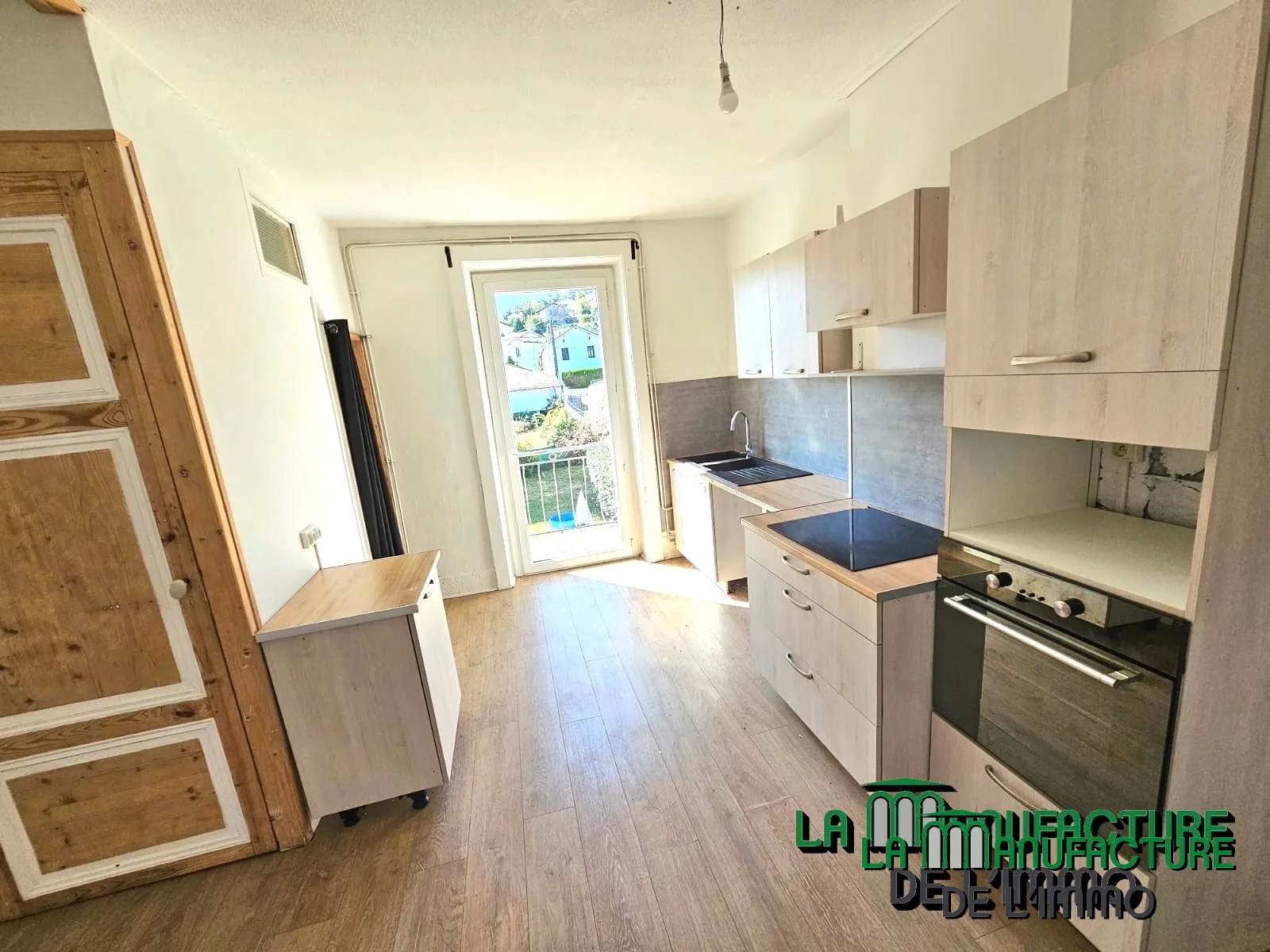 À vendre : Appartement F3 rénové avec balcon à Unieux 