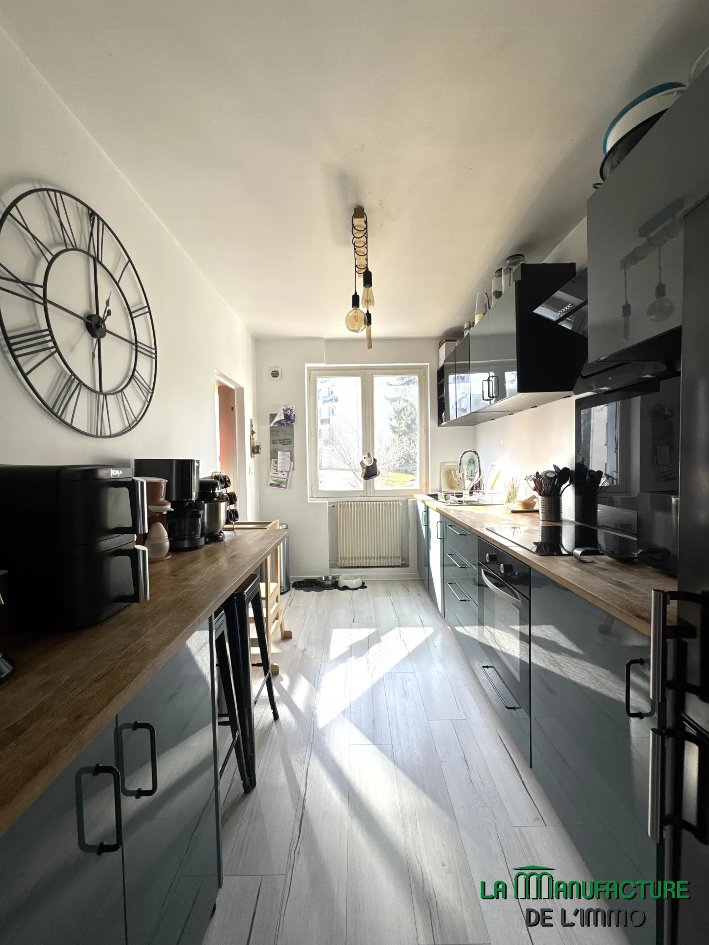 À vendre: Appartement F3 avec balcon à Saint-Étienne Portail Rouge 