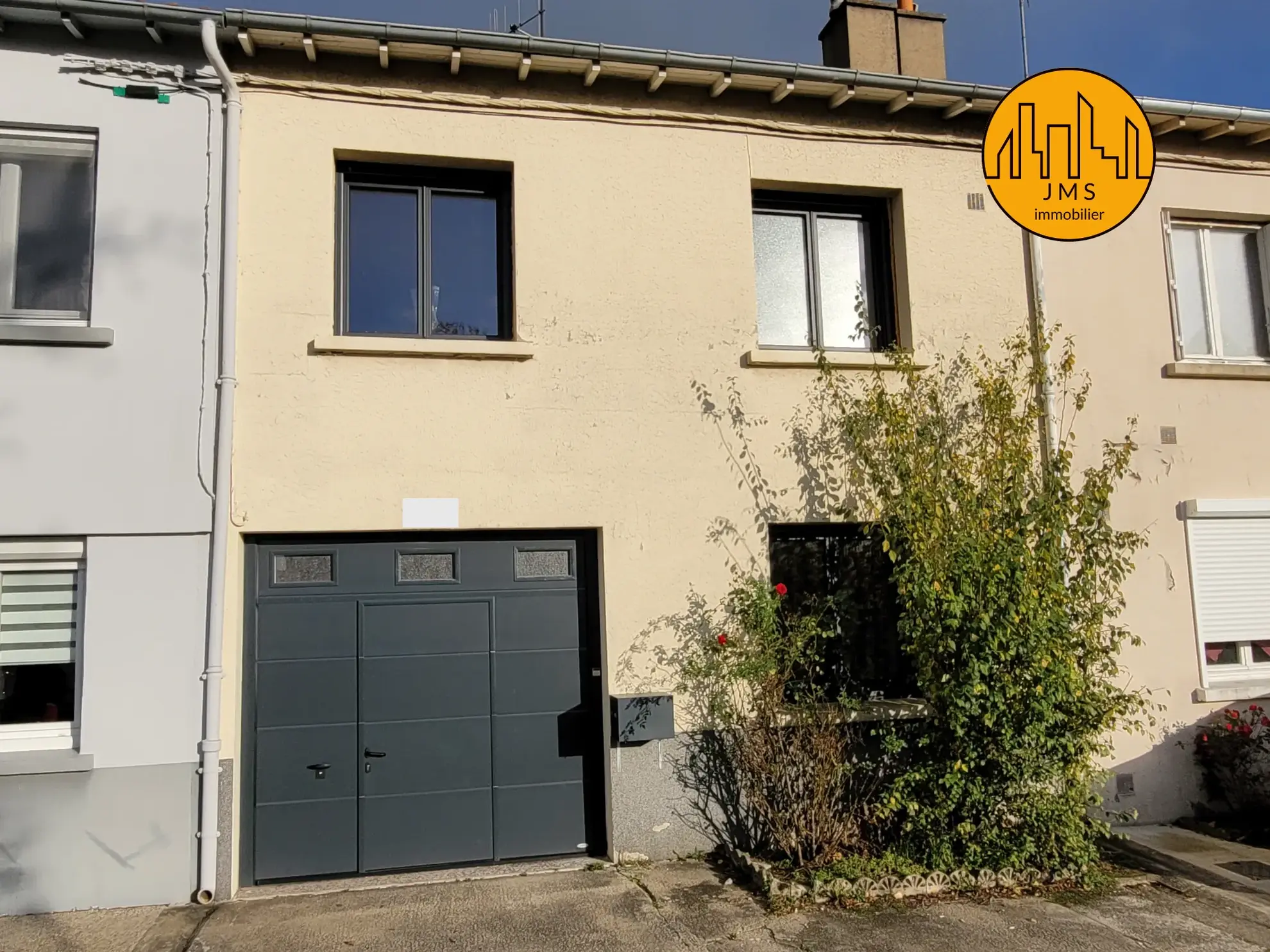 Maison mitoyenne à vendre à Yzeure - 123500 EUR 