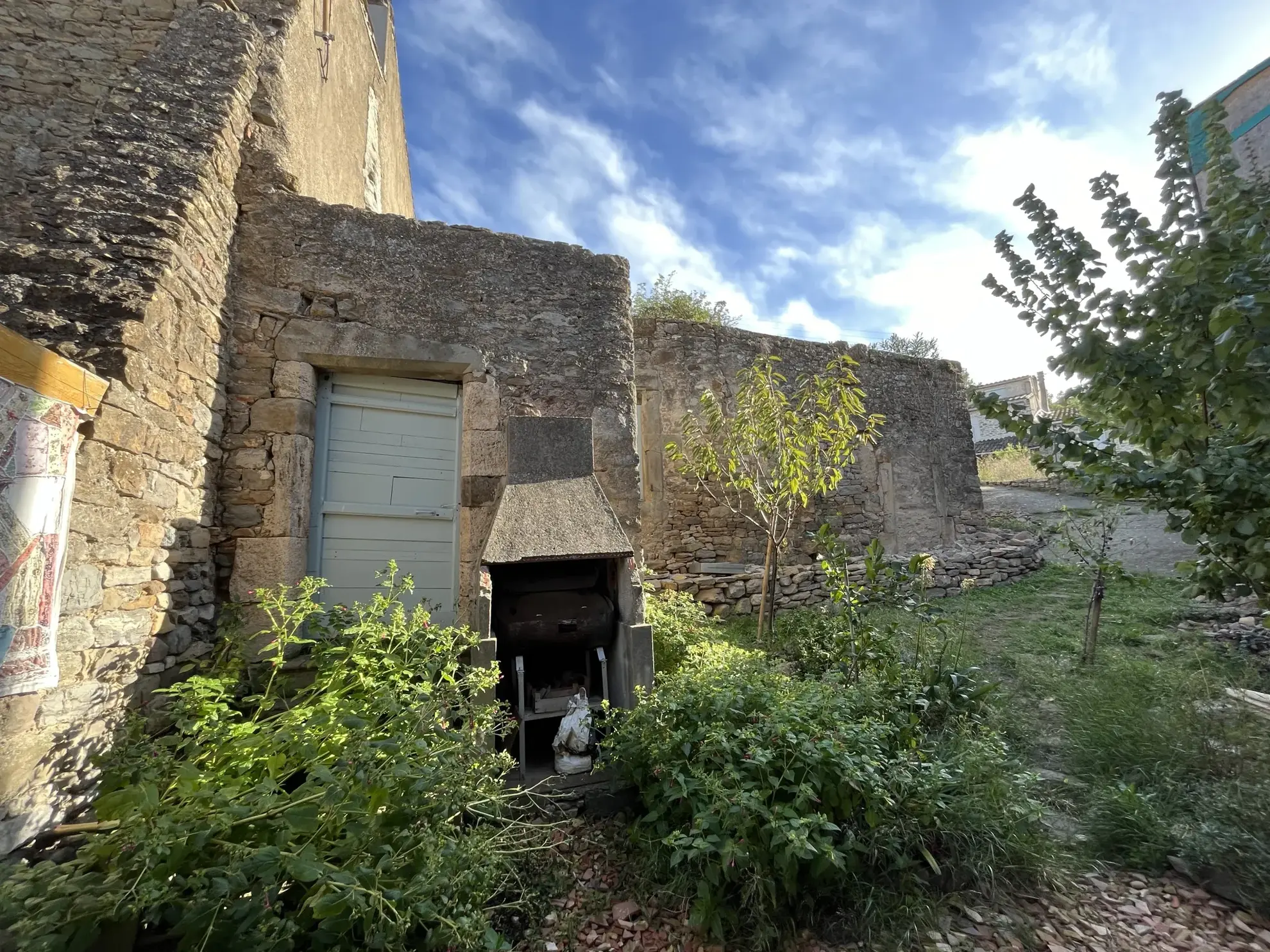 Maison de village avec jardin à Montbrun-Des-Corbières 