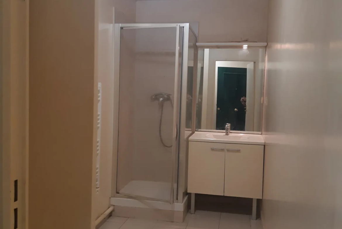 À vendre : grand studio de 30 m² à Vigneux sur Seine 