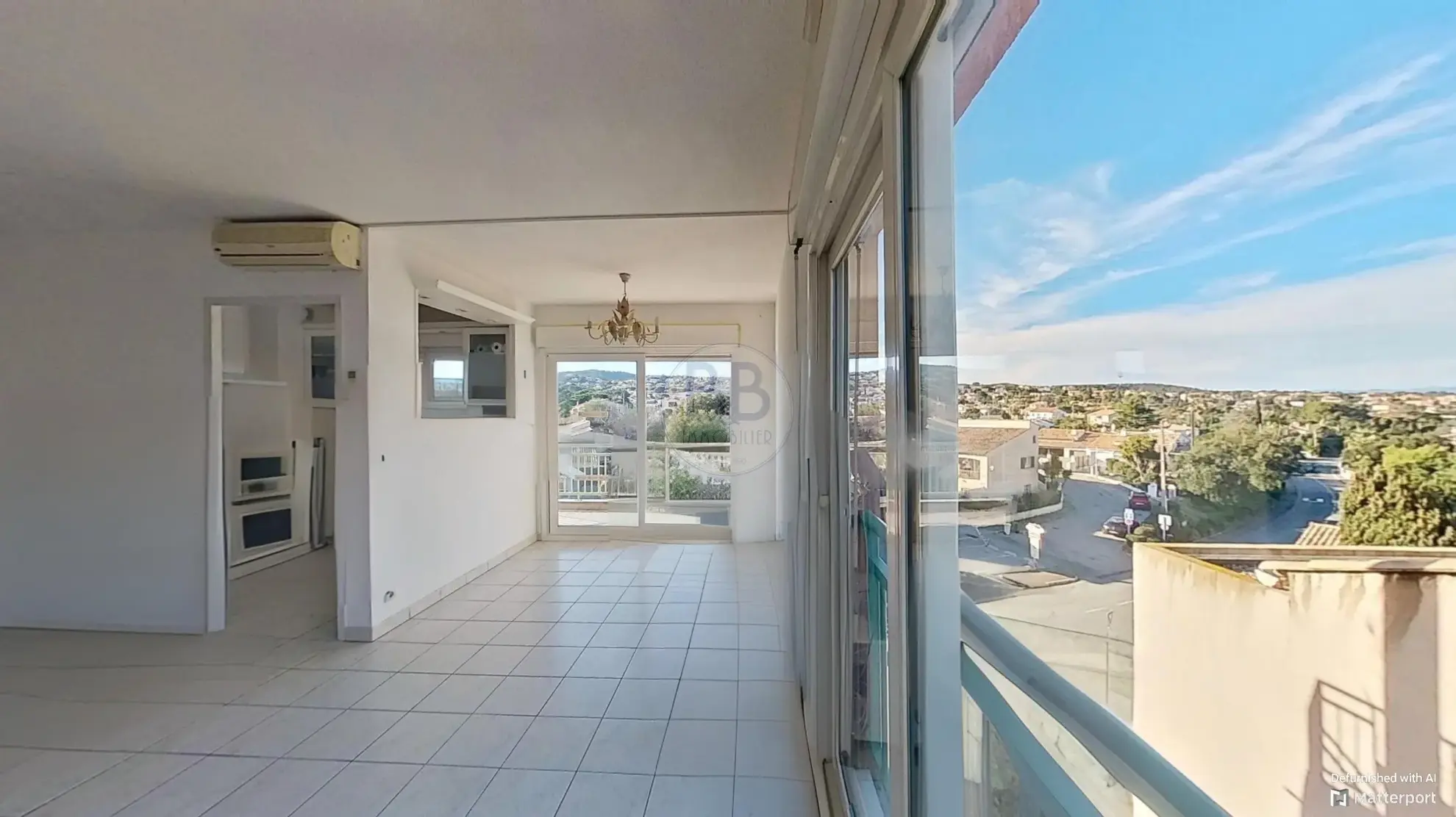 À vendre : appartement lumineux à Saint-Aygulf, proche plages 