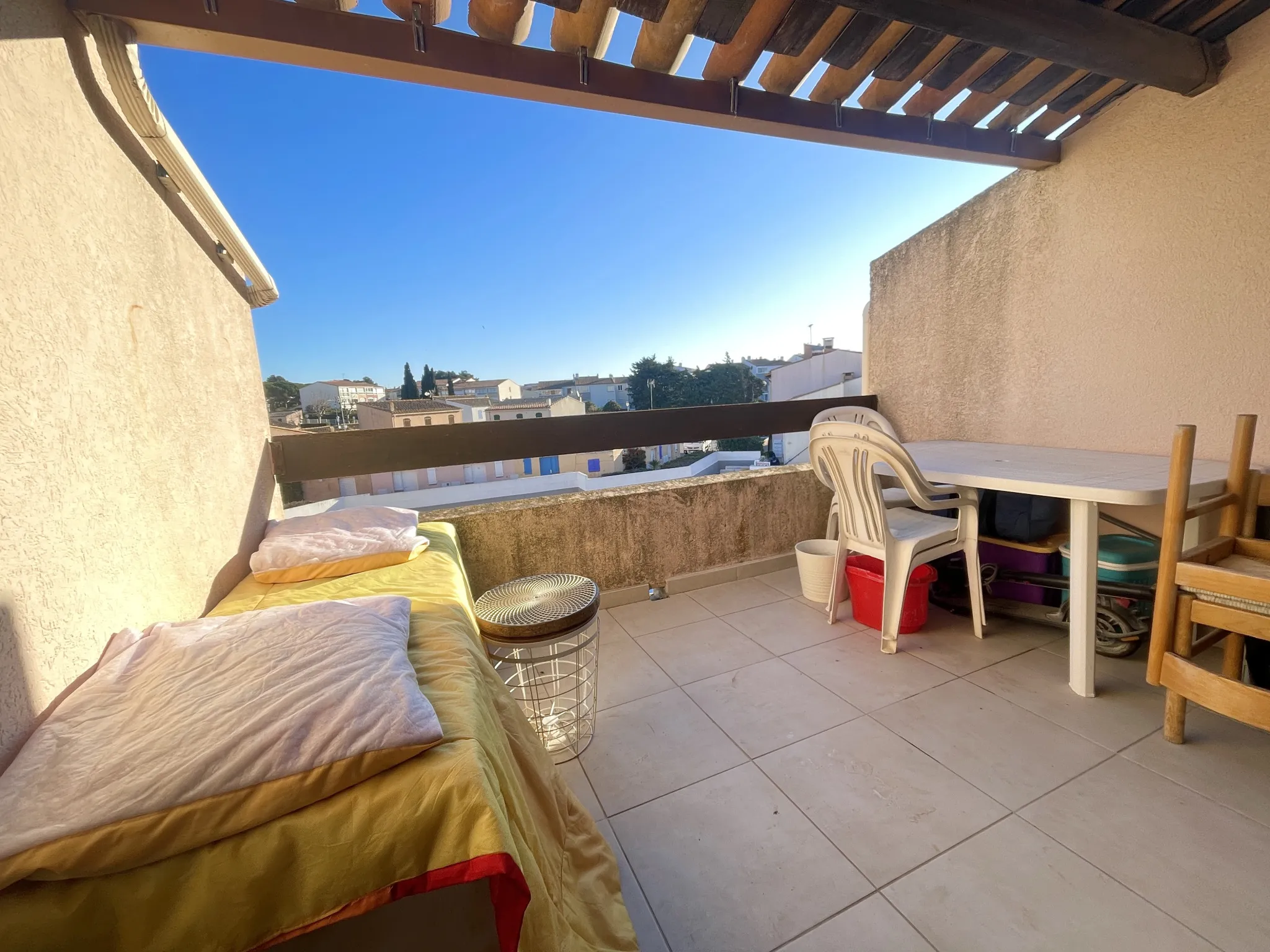 Studio Mezzanine avec Terrasse et Parking à Le Cap d'Agde 