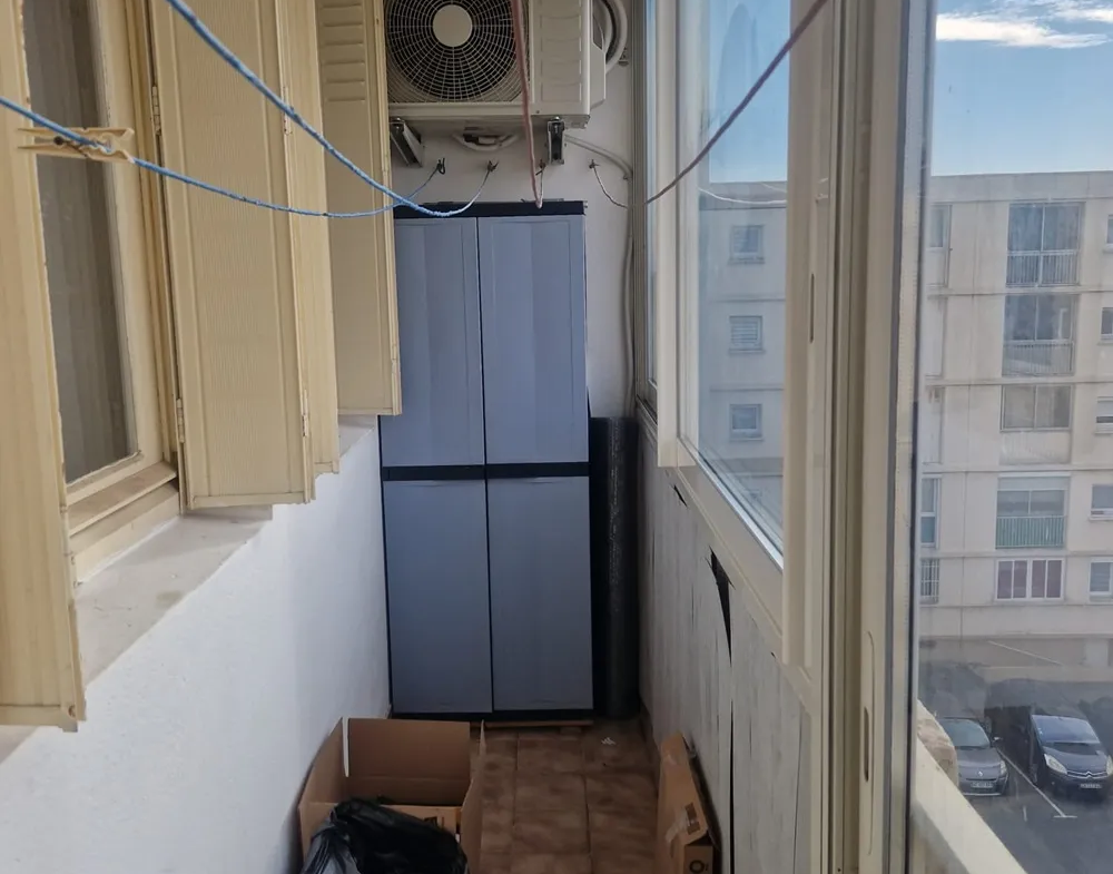 Appartement T4 de 70 m² à vendre à Marignane, proche écoles et commerces 