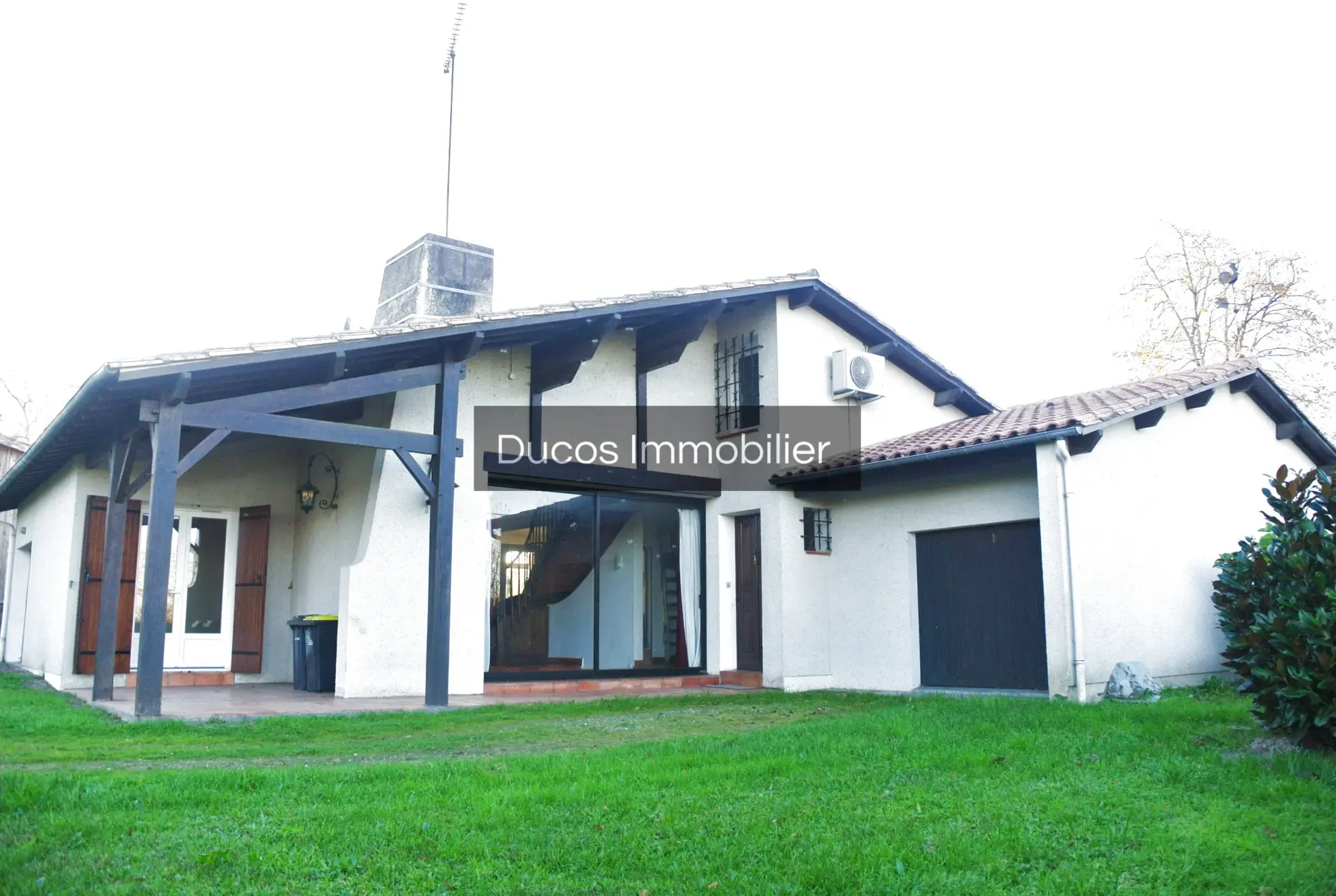 Maison traditionnelle à vendre à Fourques sur Garonne 