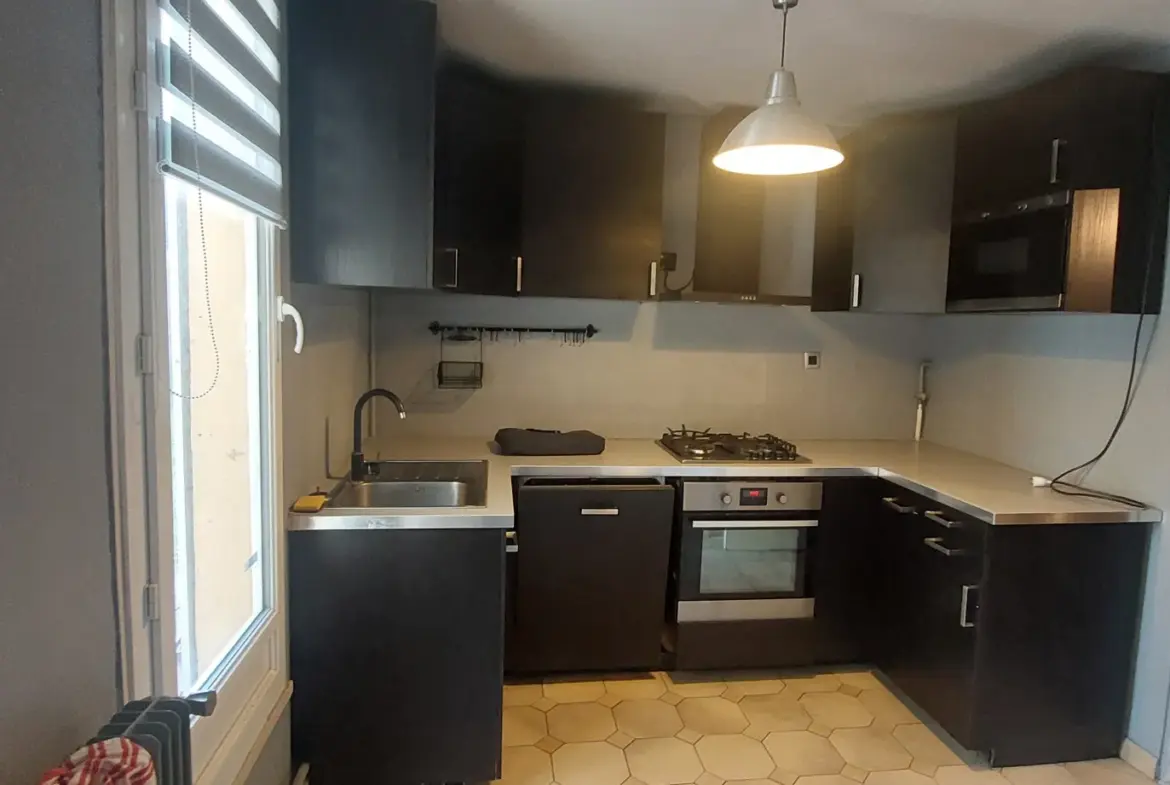 Appartement 4 pièces en duplex à vendre à Maurepas 