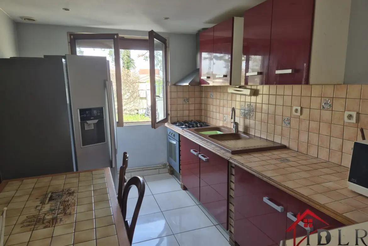 Maison à vendre à Saint-Dizier : Plain-pied de 125 m² avec jardin 