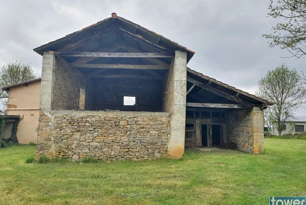 Vente de 2 Charmantes Granges à Savignac 