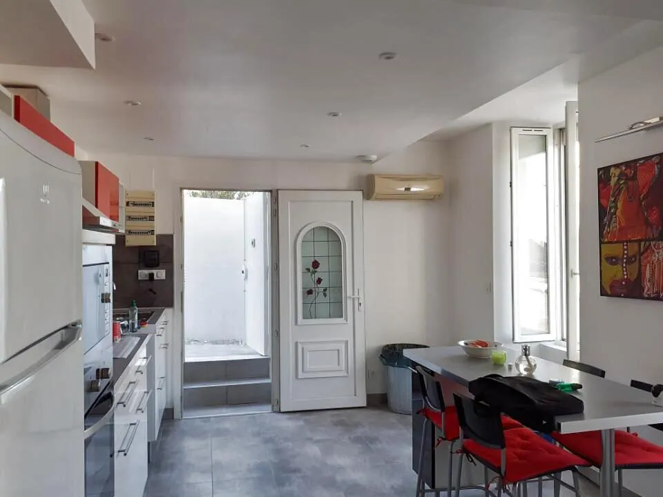 À vendre : Appartement T4 à Marseille Saint-Antoine - 180 000 € 