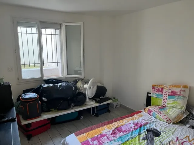 À vendre : Appartement T4 à Marseille Saint-Antoine - 180 000 € 