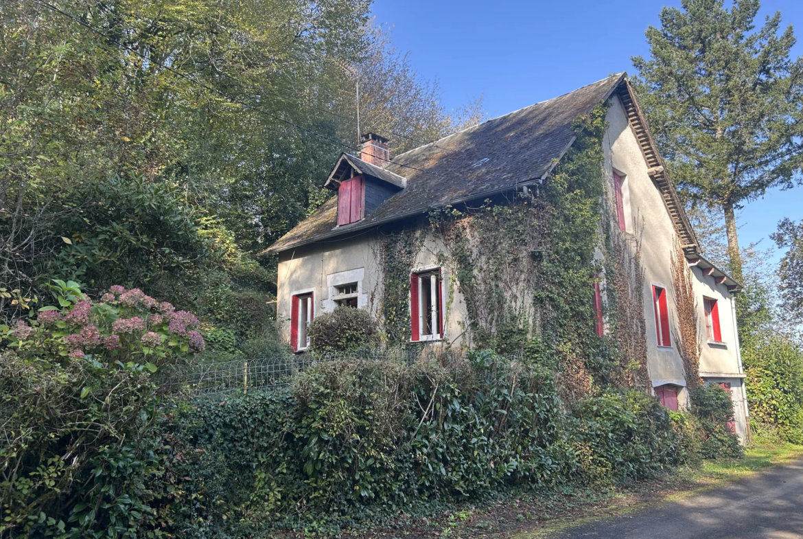 Maison à Saint Salvadour en Corrèze à rénover 