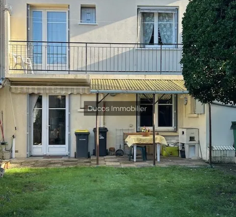 Maison de ville à vendre à Marmande - 3 chambres et jardin