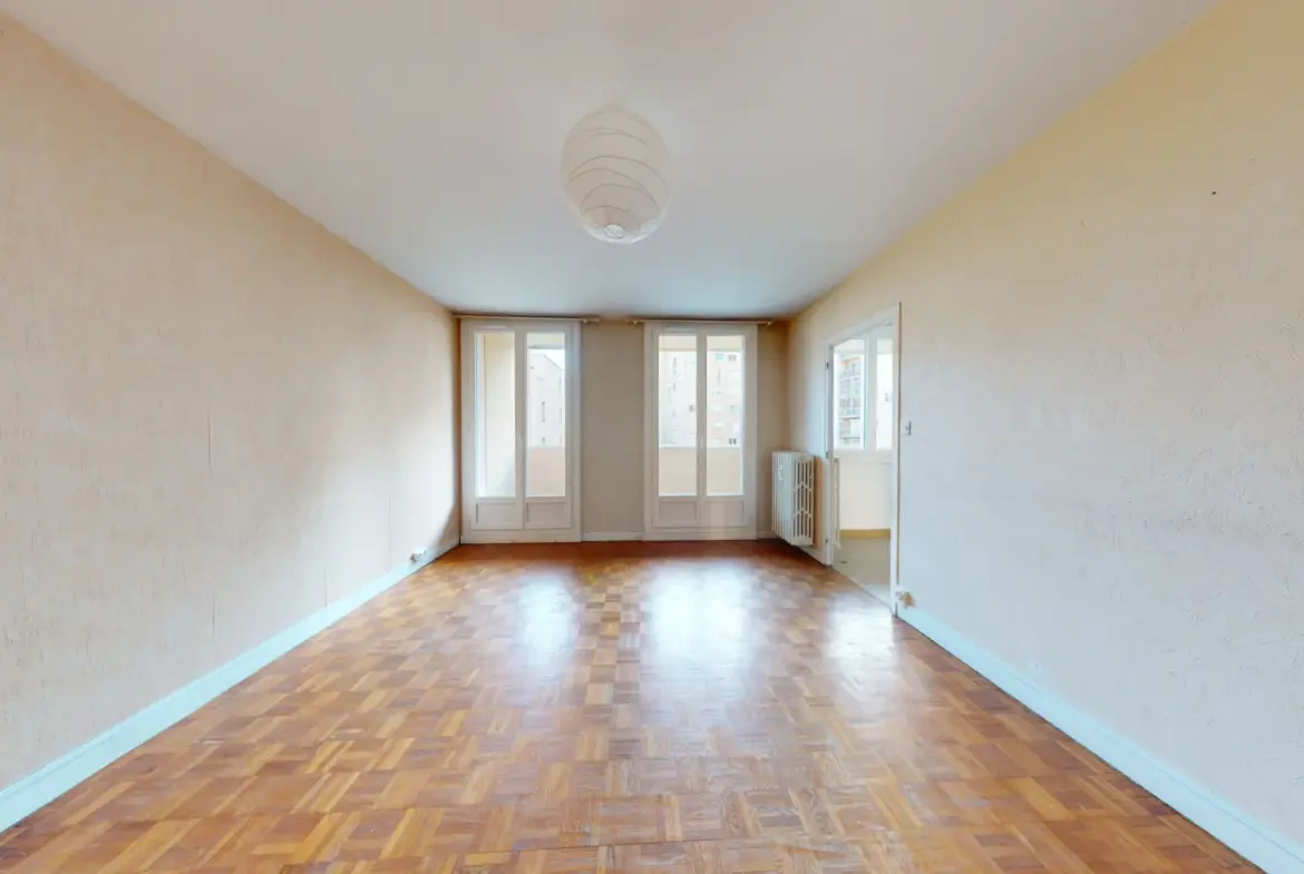 Appartement T3 lumineux avec balcon et garage à Dijon 