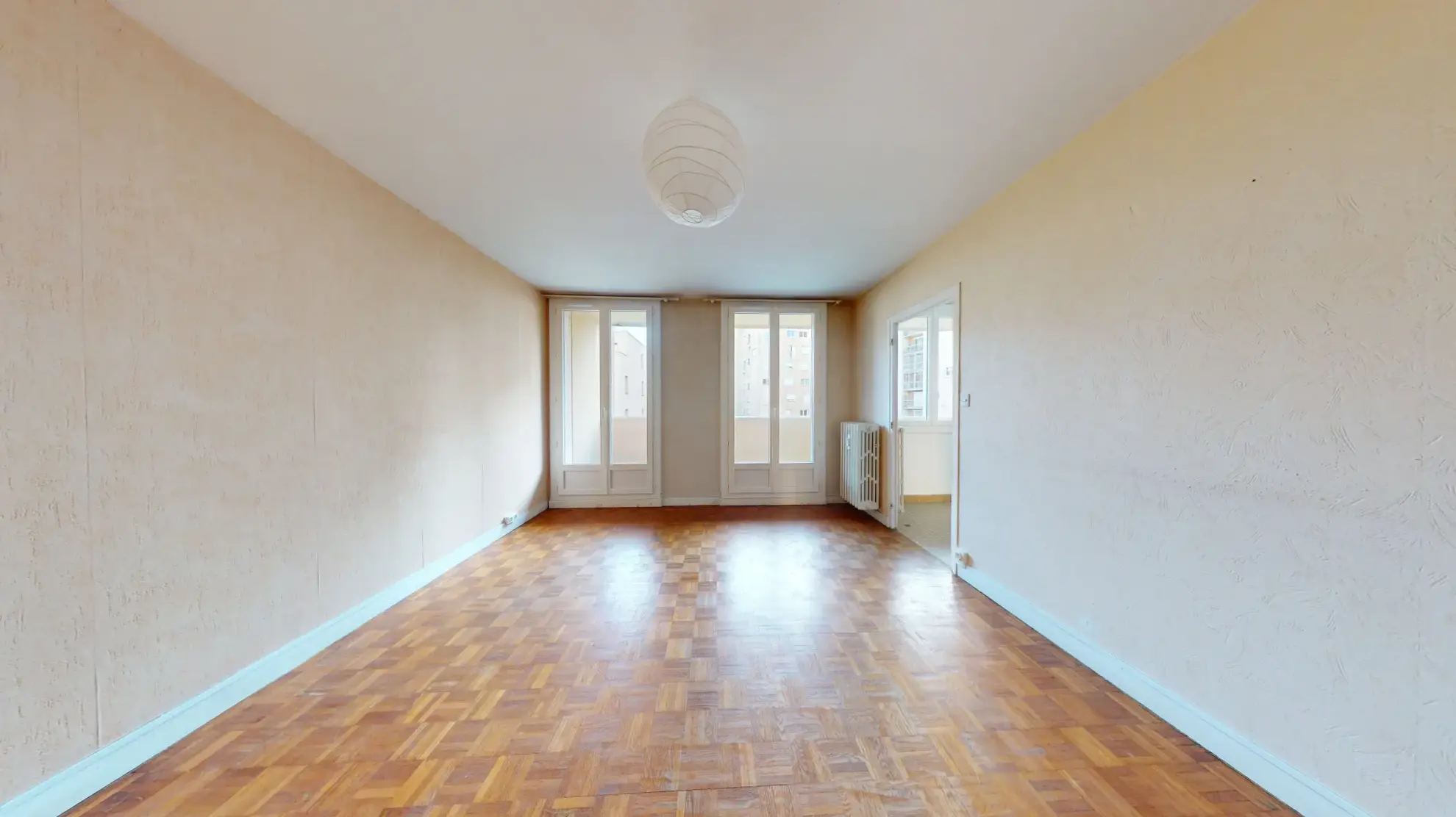 Appartement T3 lumineux avec balcon et garage à Dijon 